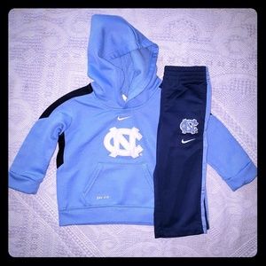North Carolina Tar Heels Set